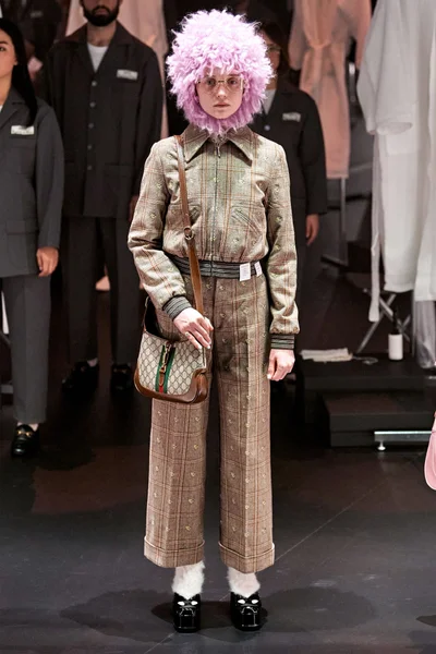 Look 7